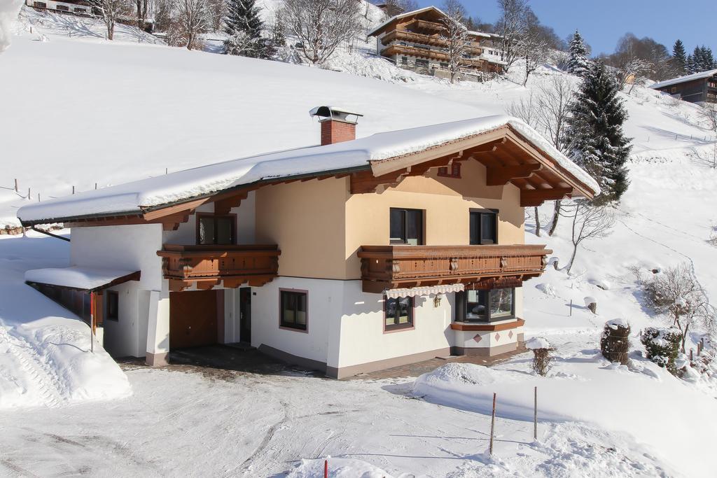 Appartement Haus Schwaighofer à Saalbach-Hinterglemm Extérieur photo